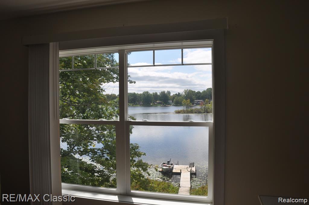 5050 Island Shore Drive, Pinckney, MI 48169 — Photo 37
