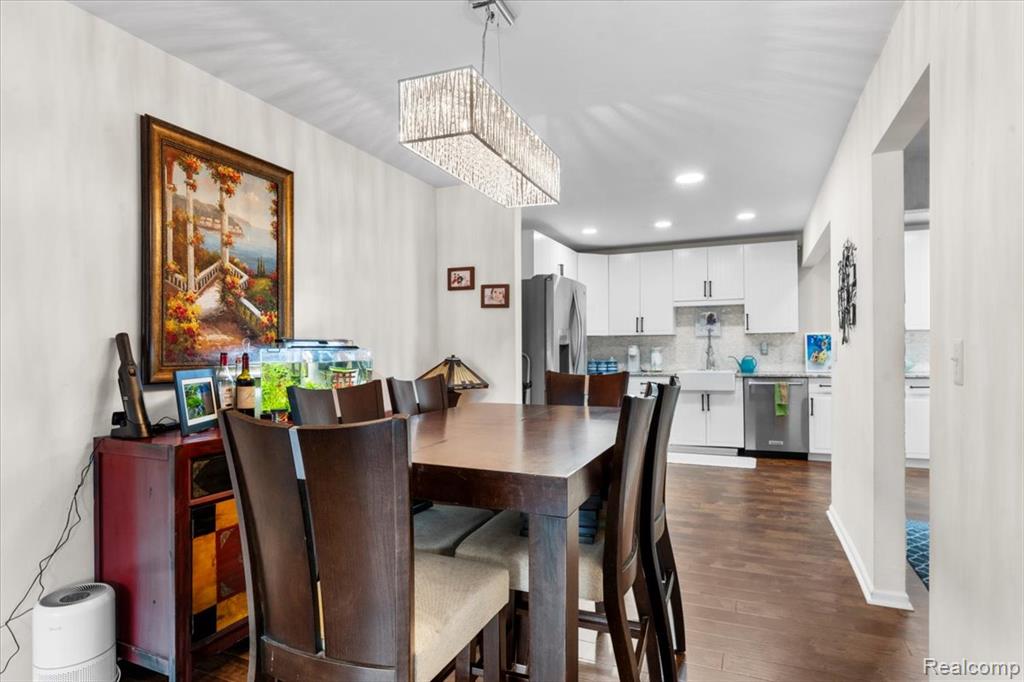 21301 E Glen Haven Circle, Northville, MI, 48167