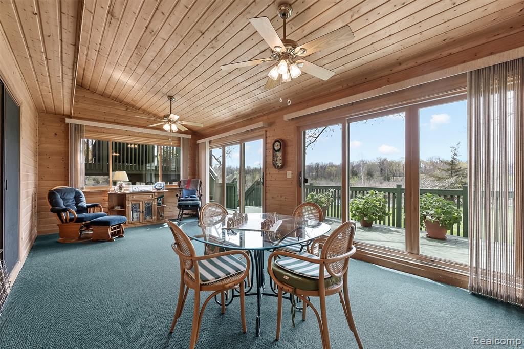 2745 Lari Court, West Bloomfield, MI 48324 — Photo 26