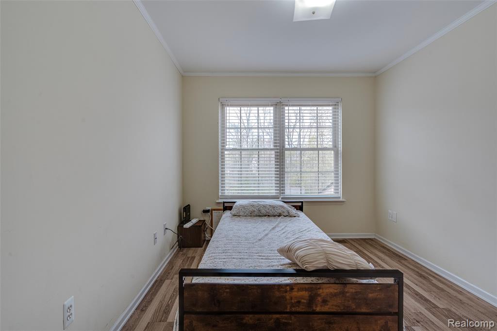 454 Old Pine Way, Walled Lake, MI 48390 — Photo 39