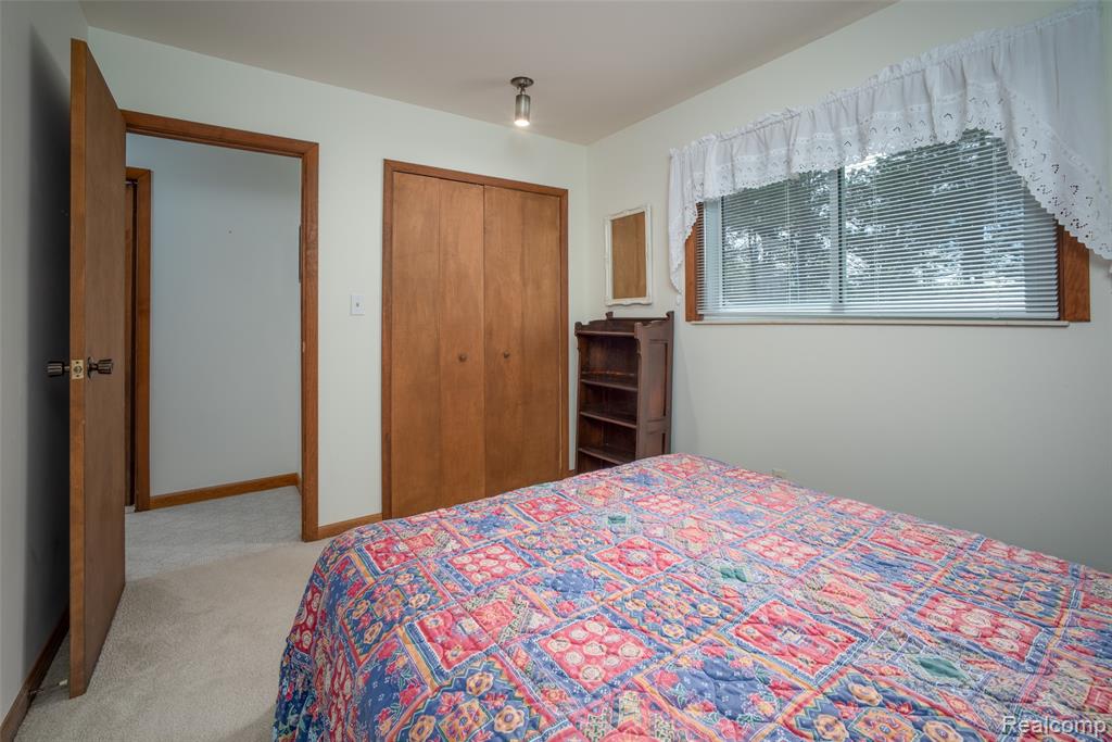 6240 Lakeshore Road N, Palms, MI 48465 — Photo 19