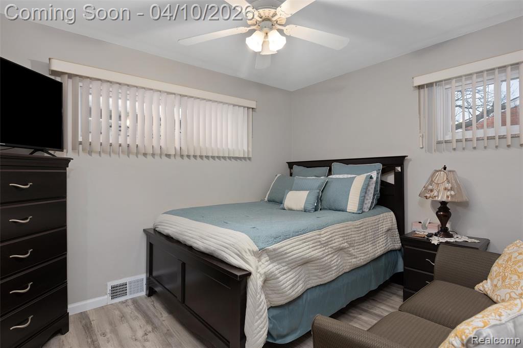 29517 Eastfield Street, Farmington Hills, MI, 48334