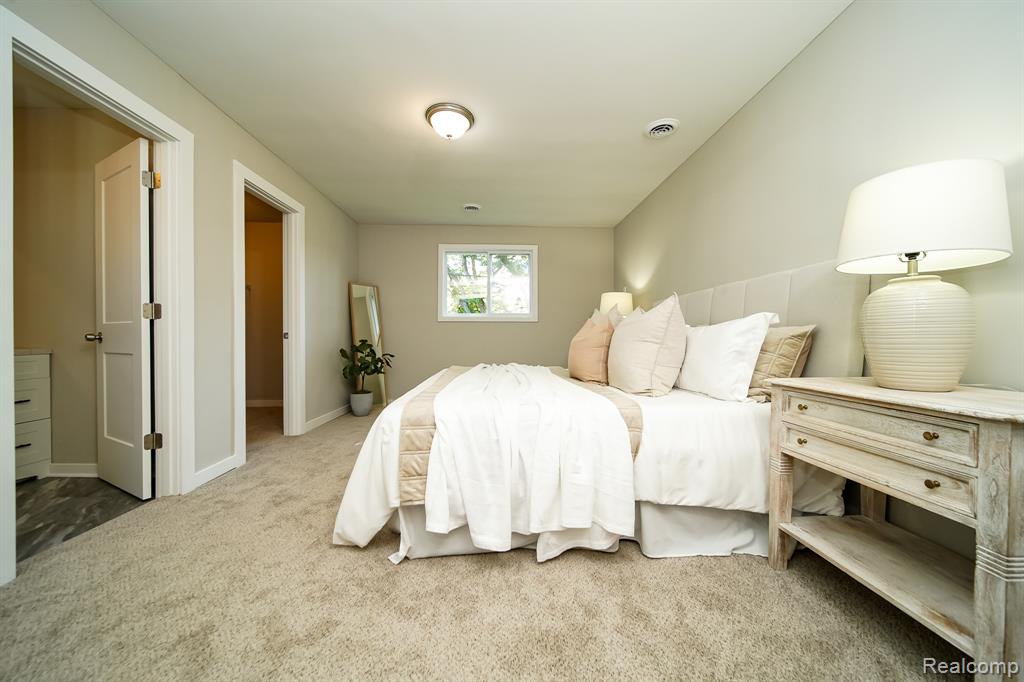 23610 Morton Street, Oak Park, MI 48237 — Photo 49