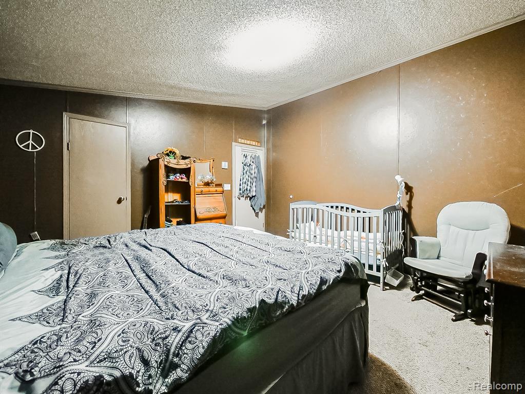 2015 Plum Street, Clarkston, MI 48348 — Photo 18