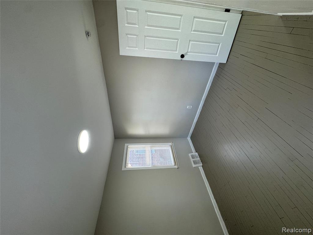 9327 Fielding Street, Detroit, MI 48228 — Photo 7