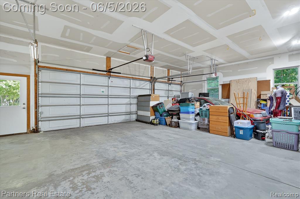 4053 Rolling Acres Drive, Hartland, MI 48353 — Photo 57