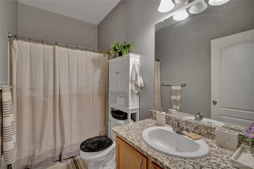 5820 Baypointe Boulevard, Clarkston, MI — Photo 20