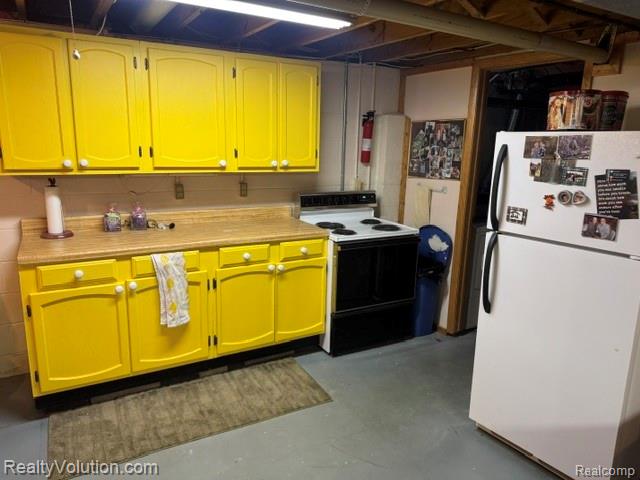 682 Metcalf Drive, Imlay City, MI 48444 — Photo 18