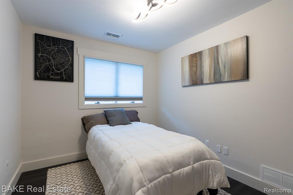 134 Pinewood Drive, Plymouth, MI 48170 — Photo 18