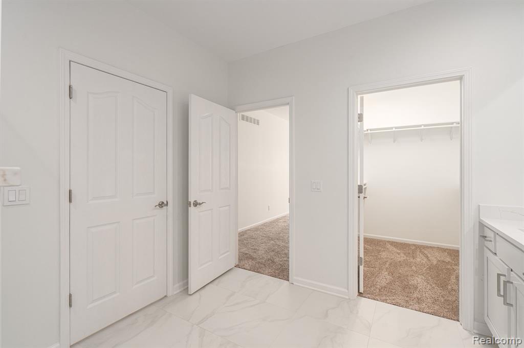 530 Wyngate Drive, Rochester, MI 48307 — Photo 35