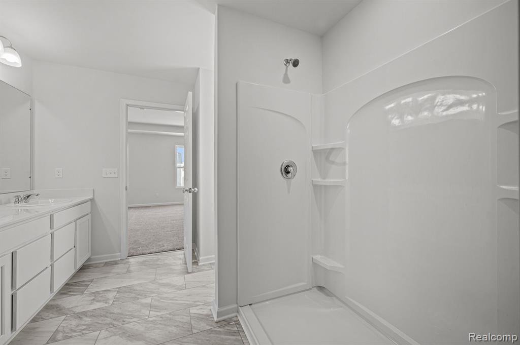 54631 HERON Circle, New Baltimore, MI 48047 — Photo 14