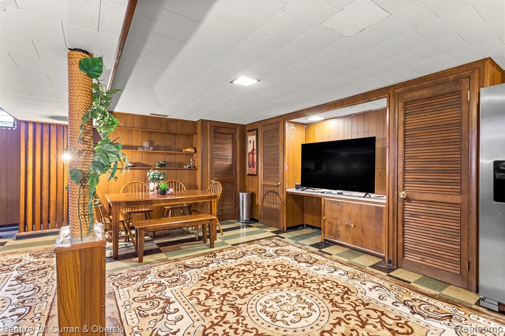 6647 Shadowlawn Street, Dearborn Heights, MI 48127 — Photo 15