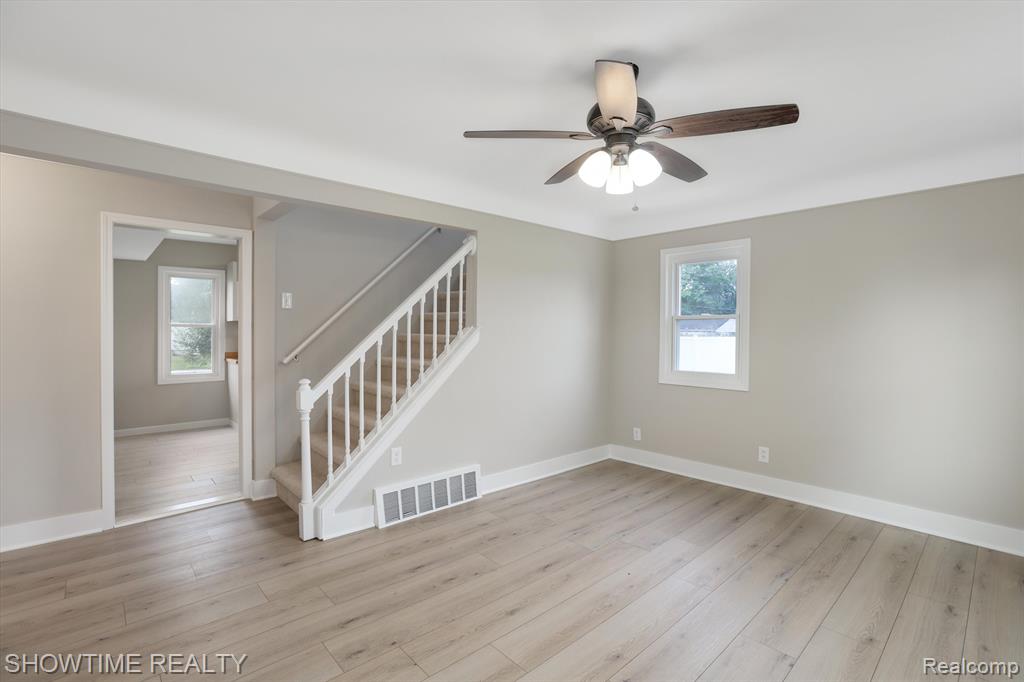 629 LEBLANC Street, Lincoln Park, MI 48146 — Photo 6