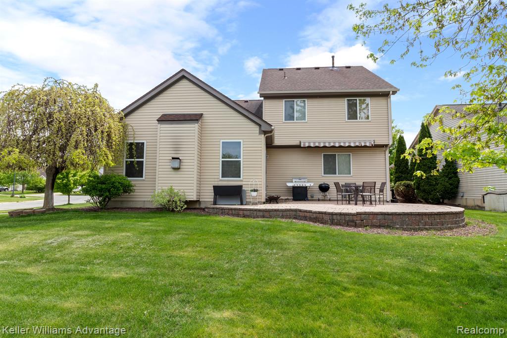 8079 THORNHILL Drive, Ypsilanti, MI 48197 — Photo 5