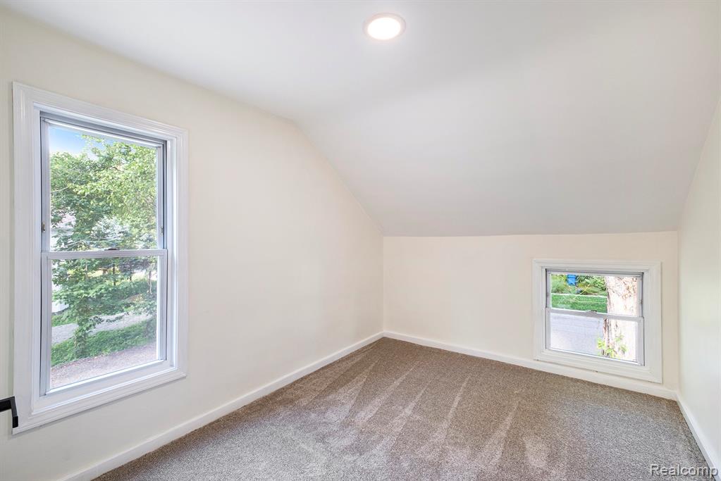 210 Legrande Street, Holly, MI 48442 — Photo 20