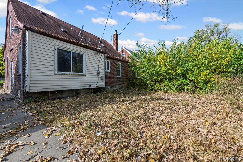 20014 Southfield Road, Detroit, MI 48235 — Photo 19