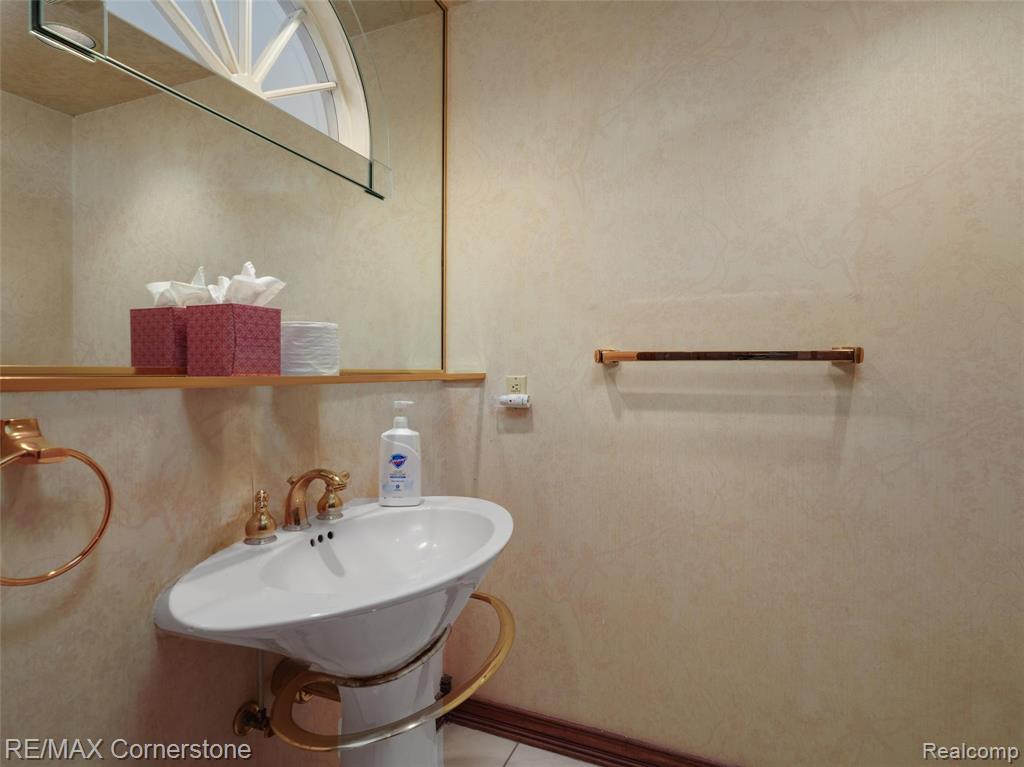 13780 Eaton Drive, Plymouth, MI 48170 — Photo 11