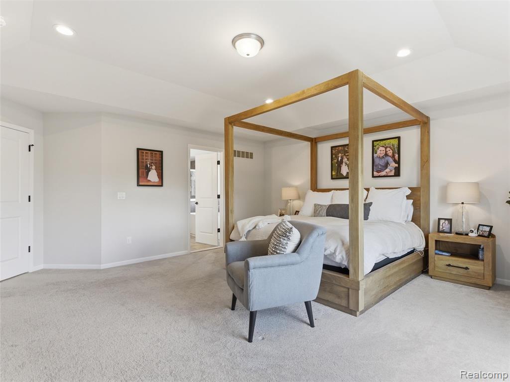 1551 Garrett Drive, Troy, MI 48085 — Photo 16