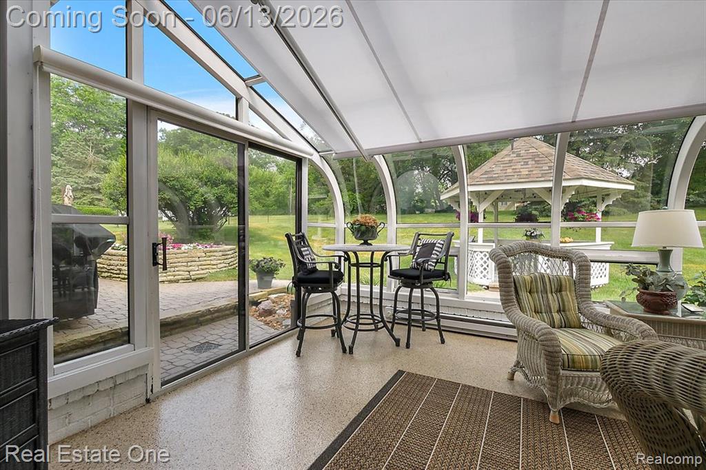 1854 Ludgate Lane, Rochester Hills, MI 48309 — Photo 46
