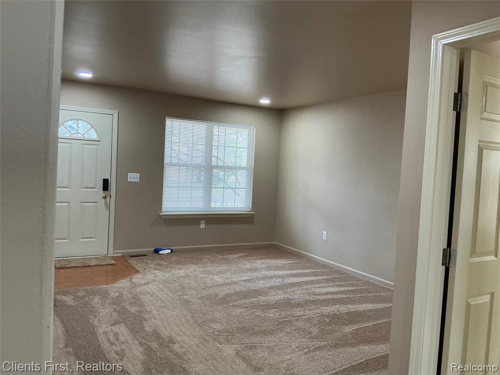 48161 NOTTINGHILL Lane, Canton, MI 48188 — Photo 23