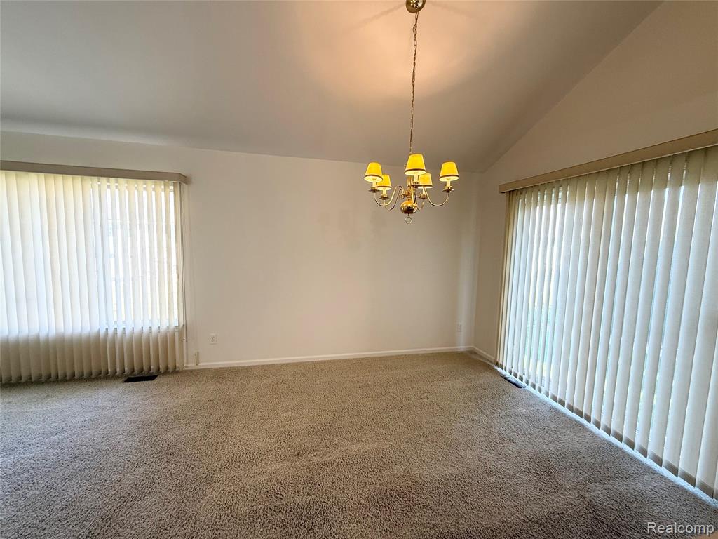 5765 Woodview Drive, Sterling Heights, MI 48314 — Photo 11