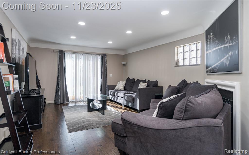 17377 Avilla Boulevard, Lathrup Village, MI 48076 — Photo 5