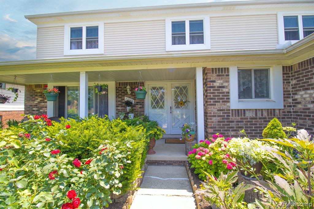 7878 Capri Drive, Canton, MI 48187 — Photo 5