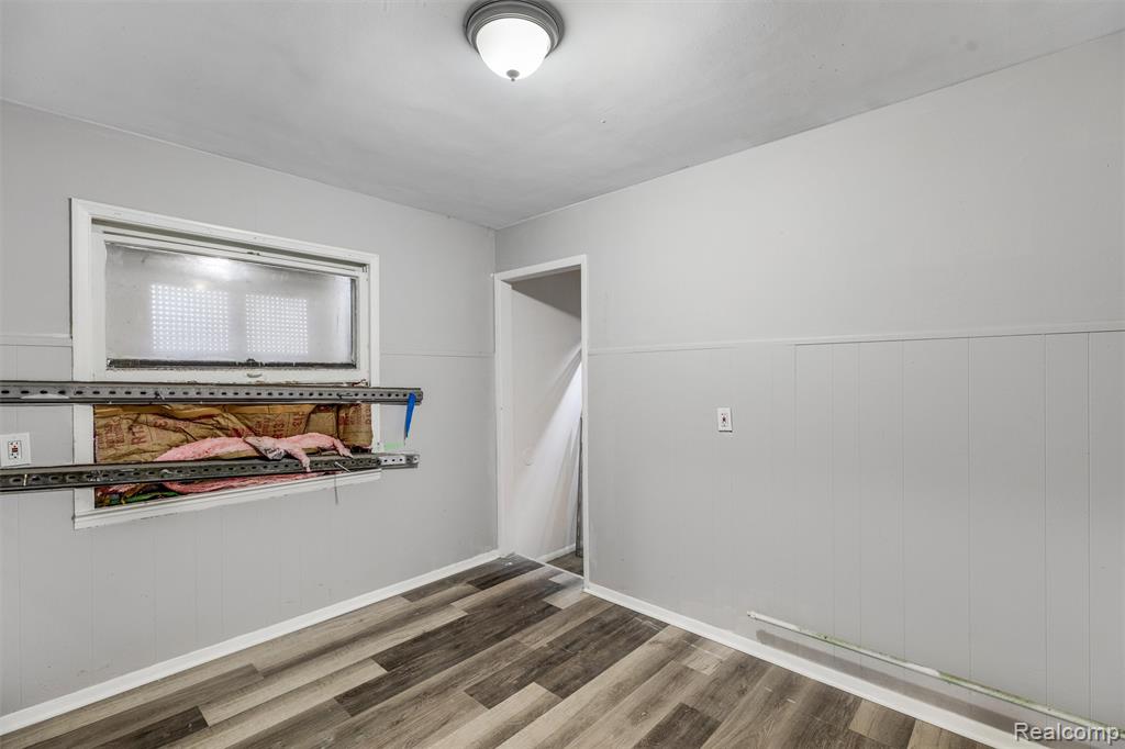 16446 E State Fair Street, Detroit, MI 48205 — Photo 10