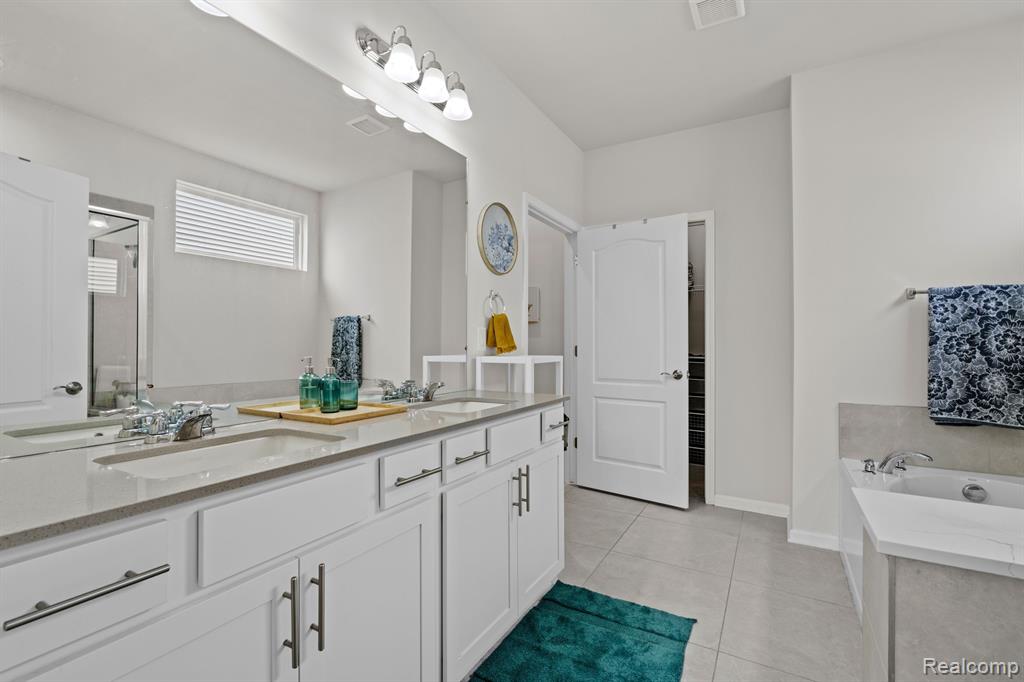 4051 COLFAX Court, Canton, MI 48188 — Photo 30