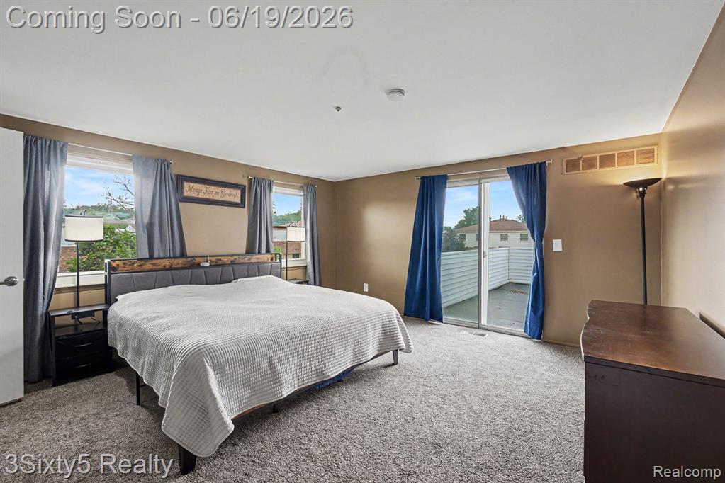 37592 Garden Court, Westland, MI — Photo 14