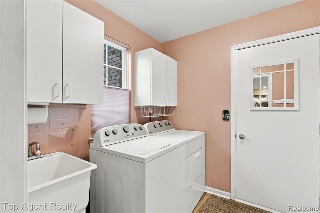 48659 Sundance Court, Utica, MI 48315 — Photo 13