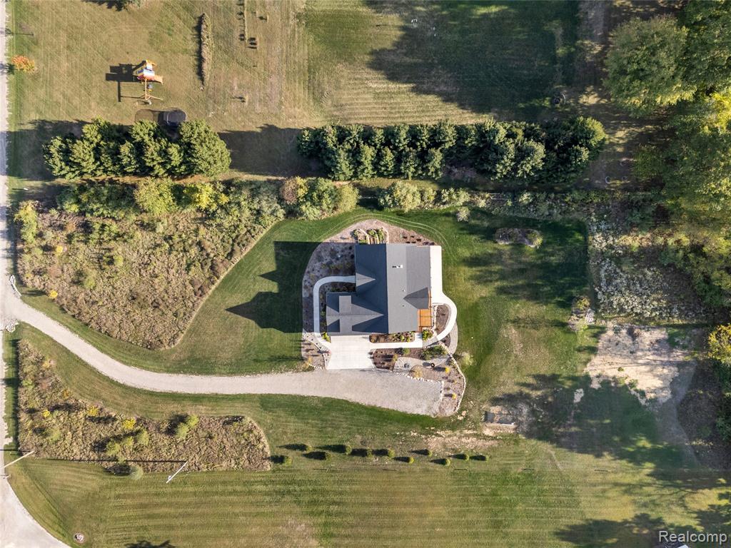 1920 Woodcreek Drive, Brighton, MI 48114 — Photo 50