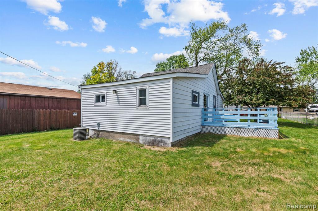 950 Auburndale Avenue, Ypsilanti, MI 48198 — Photo 10