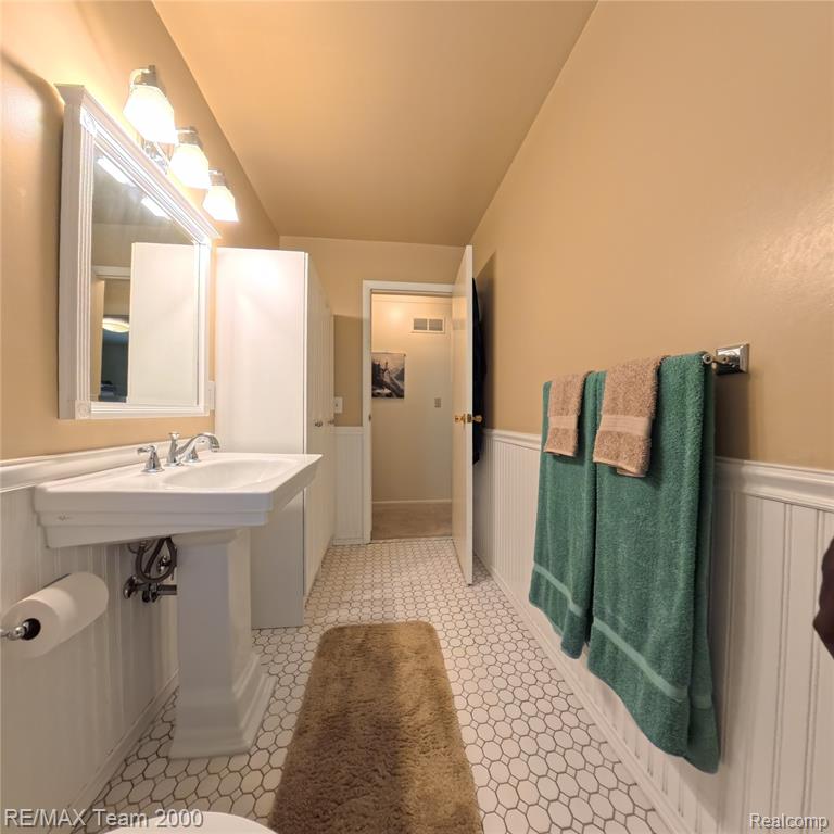 2104 Whittier Road, Ypsilanti, MI 48197 — Photo 19
