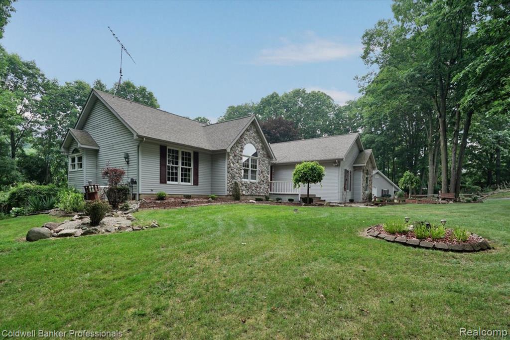 4520 Loggers Pass, Attica, MI 48412 — Photo 3