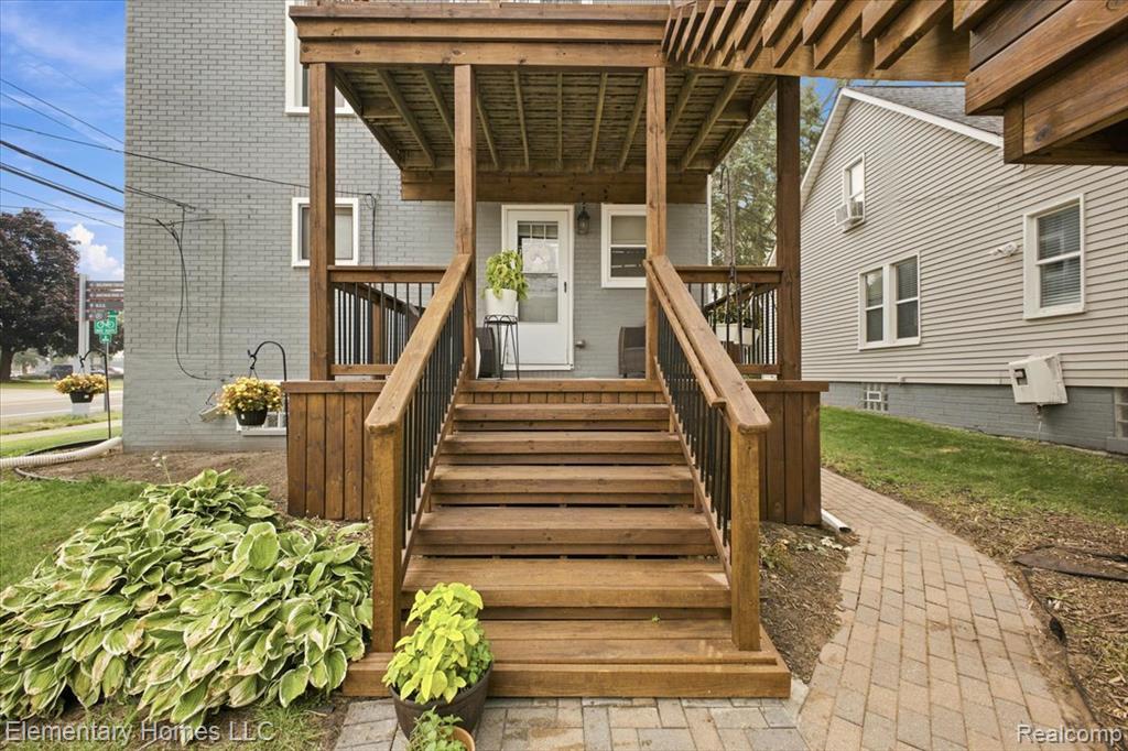 802 S LAFAYETTE Avenue, Royal Oak, MI 48067 — Photo 18