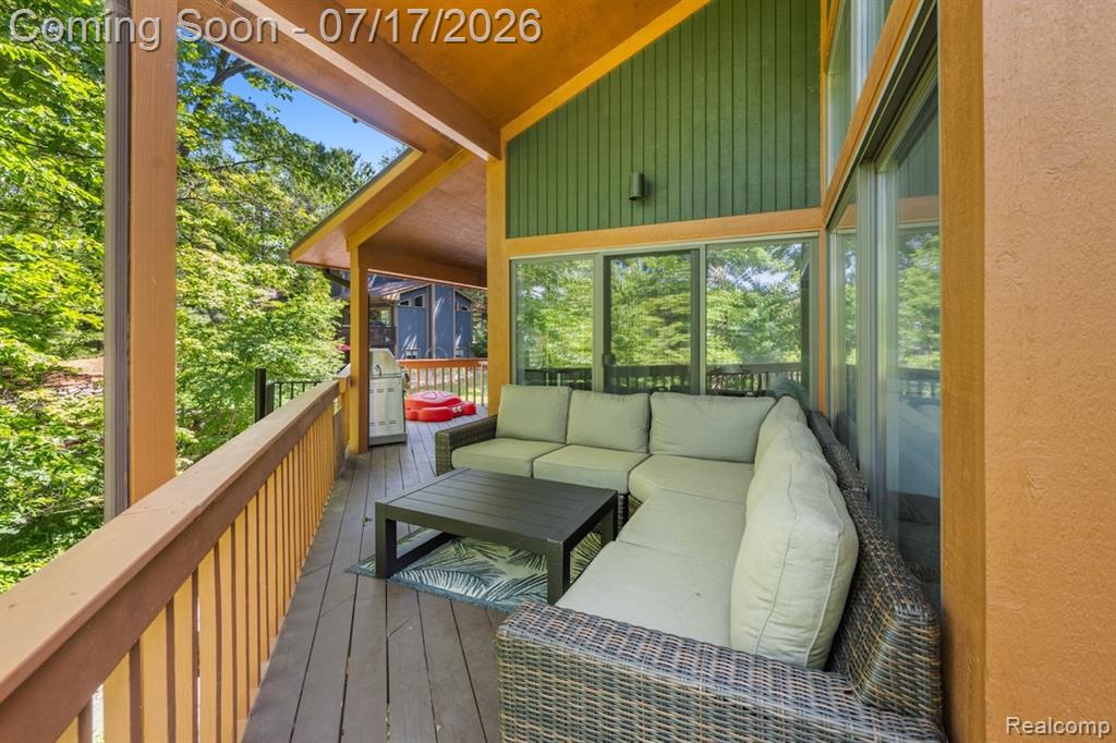 7375 Parkwood Drive, Fenton, MI 48430 — Photo 49
