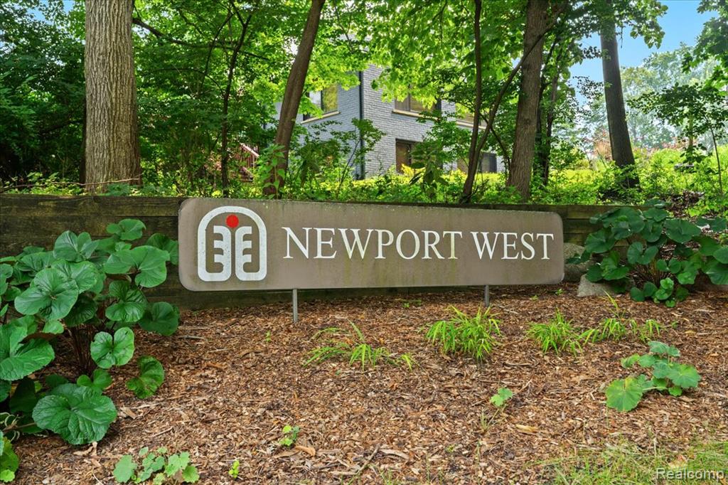 2208 Applewood Court, Ann Arbor, MI 48103 — Photo 39