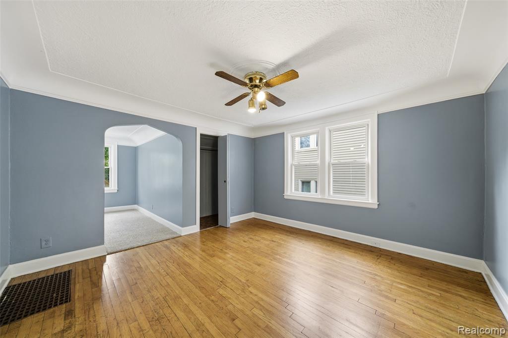 686 Princeton Road, Berkley, MI, 48072