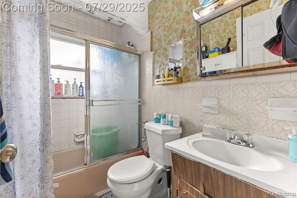 6136 Brace Street, Detroit, MI 48228 — Photo 13
