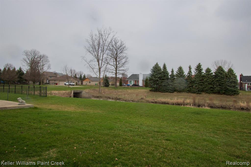 47466 S FORK Drive, Macomb, MI 48044 — Photo 37