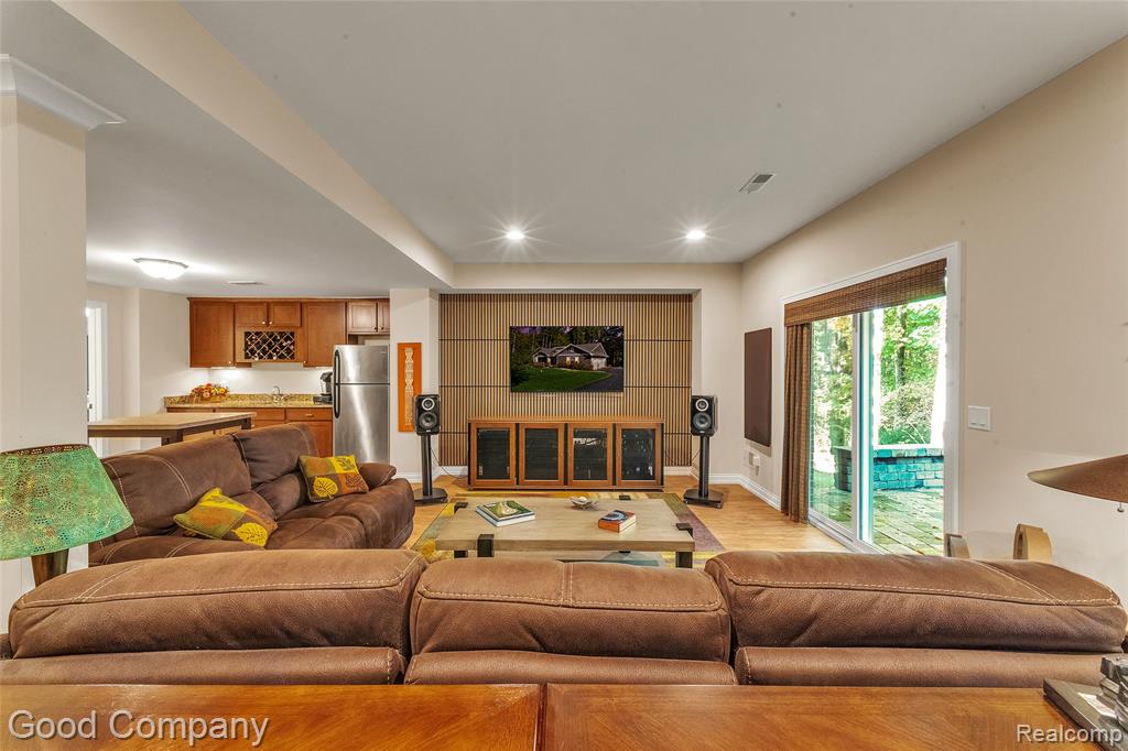 8726 Sunrise Mist Drive, Pinckney, MI 48169 — Photo 20