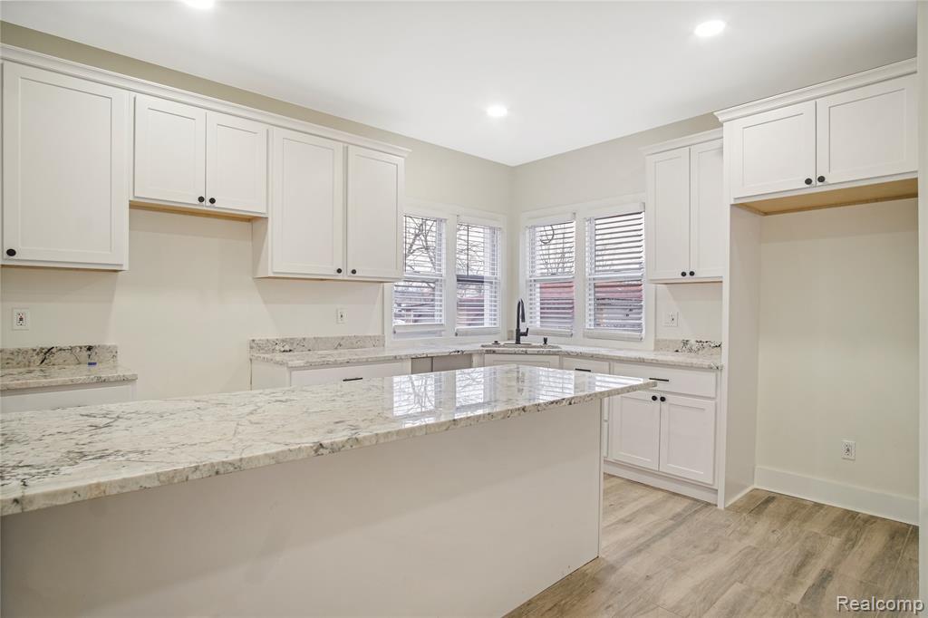 4134 Lakewood, Detroit, MI 48215 — Photo 9