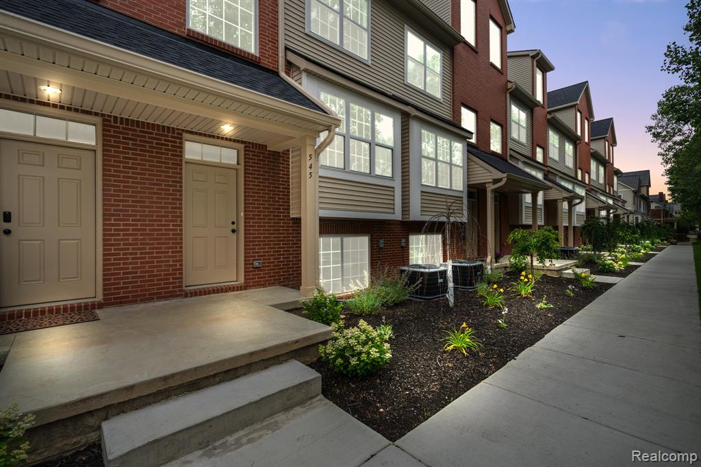 4973 N NE Valley Drive, Grand Rapids, MI, 49525