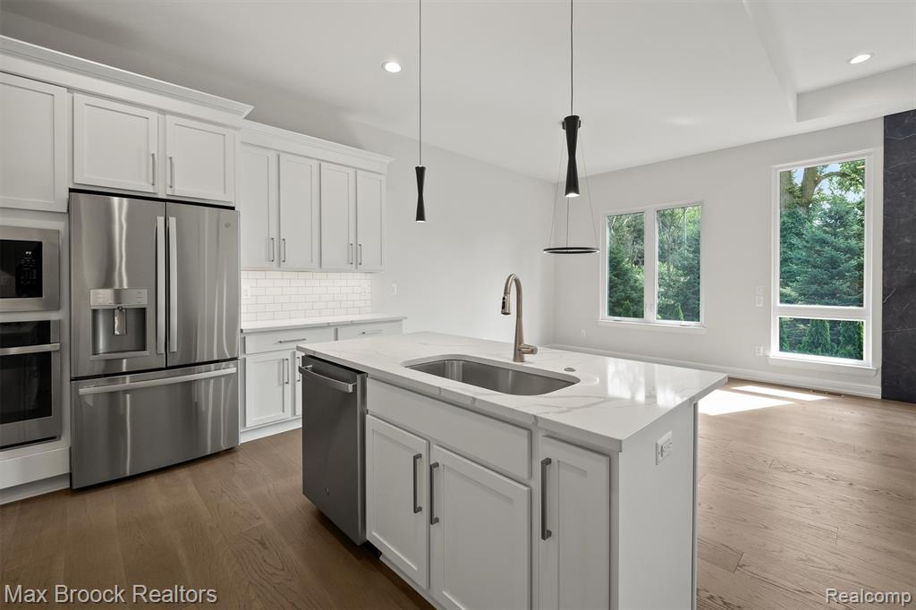 7477 Gramercy Circle, 17, West Bloomfield, MI — Photo 13