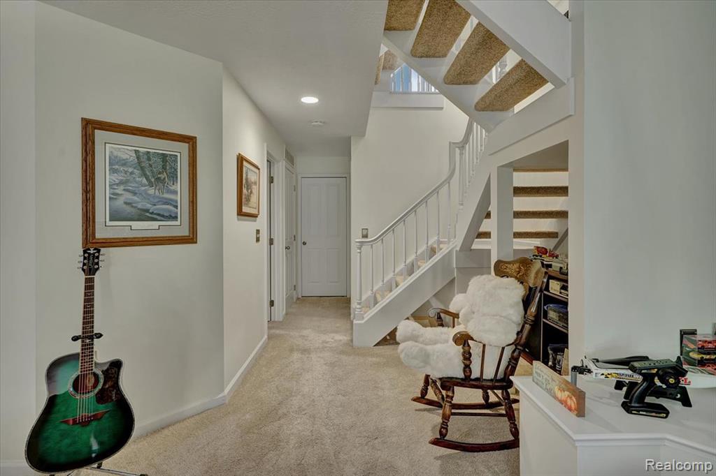 6516 Scenic Pines Court, Clarkston, MI — Photo 18