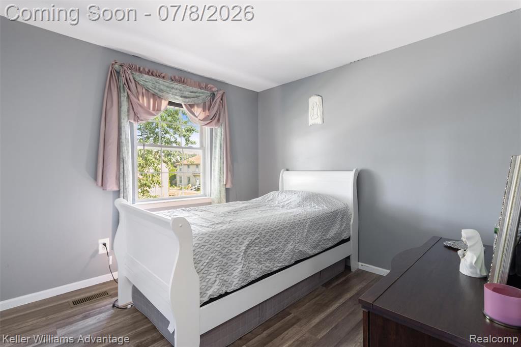 8948 Shawn Drive, Sterling Heights, MI 48312 — Photo 23