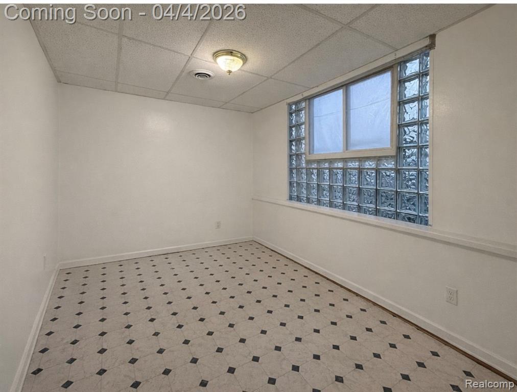 11603 KLINGER Street, Hamtramck, MI 48212 — Photo 26