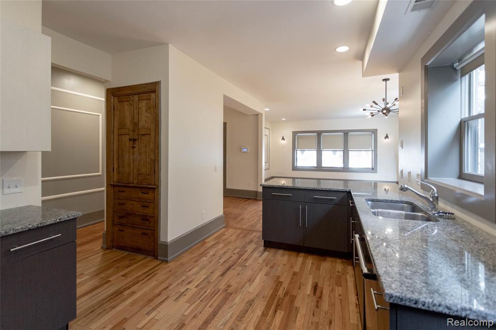 449 W Willis Street, Detroit, MI 48201 — Photo 10