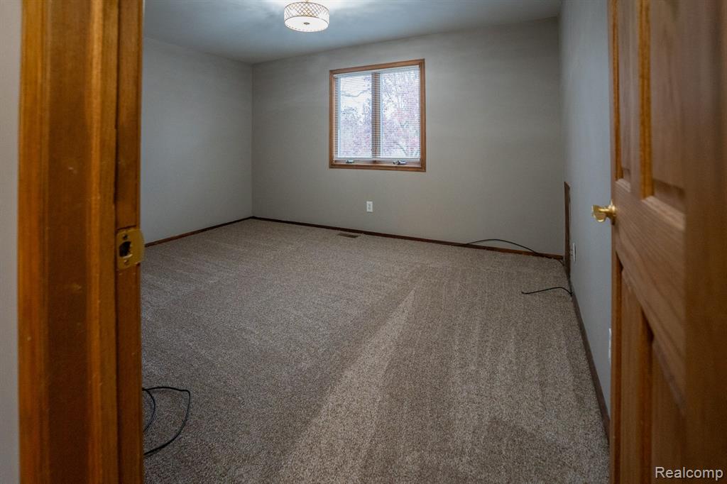 758 South Boulevard W, Rochester Hills, MI 48307 — Photo 13